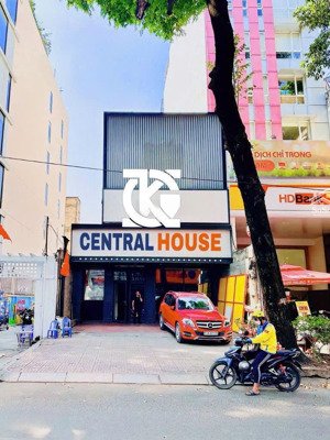 cho thuê góc 2mt - phạm ngọc thạch, quận 3 - 8x40m (3 tầng trống suốt)