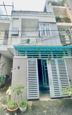 bán nhà 3 tầng đúc trường chinh đông hưng thuận quận 12 giá rẻ 6.39 tỷ