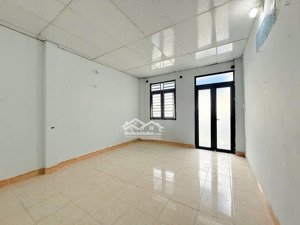bán gấp căn nhà đường phạm văn chiêu 40m2 giá chỉ 2,3 tỷ