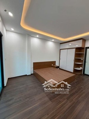 siêu phẩm nhà vĩnh ninh 4t, dt 78m2, có sân rộng, thoáng 3 mặt, kinh doanh, ngõ thông chỉ 6,58tỷ