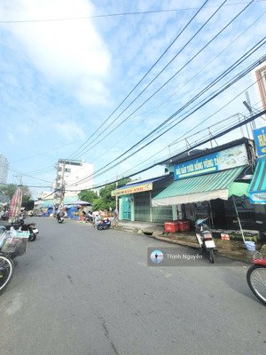 ngộp - giá tốt nhà mặt tiền kd sầm uất xây dựng cao tầng có hầm gần ga metro