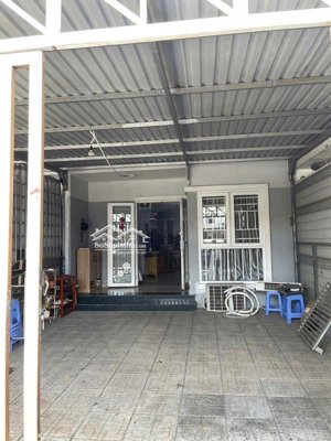 cho thuê nhà trệt lầu khu biệt thự tiamo phú thịnh