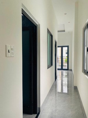 bán nhà 2 tầng mặt tiền đường phạm tu gần chợ vĩnh hải. lh 