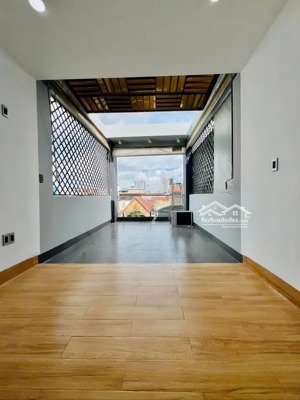 [quận 3] bán nhà 5 tầng - thang máy hxh đường cmt8 - ngay chợ hoà hưng chỉ 8.99 tỷ