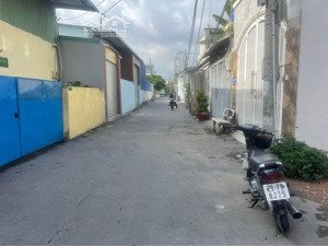 bán đất đường an phú đông 03. dt : 272m2 đường xe hơi 6m gần sông sài gòn giá 8 tỷ