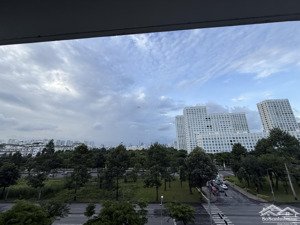 cần bán ch urbanhill-76m2,2pn.nhà cdt .giá :6.9 tỷ.xem nhà liên hệ : hải đăng