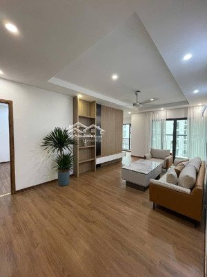 bán căn hộ chung cư oct2 - viglacera - xuân phương căn góc 2 mặt thoáng - diện tích 107 m2 .