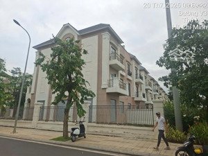 bán biệt thự song lập góc 2mt đường v3 khu mahattan grory vinhomes grand park, 320m2 bán 43 tỷ