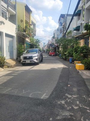 nhà 1 đời chủ - 5m x 16m - đường nhựa ô tô - lý phục man q7 nhỉnh 9 ty