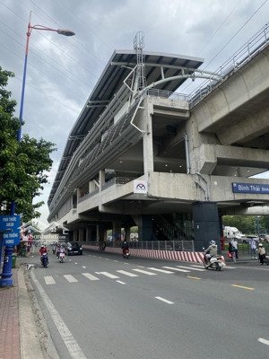 nhà 2 làn hẻm xe hơi đường nguyễn văn bá, thủ đức, sát ngay ga metrol bình thái.