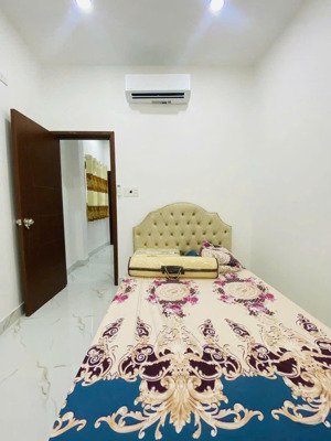 bán nhà hẻm 1/ gần mặt tiền lý thái tổ_p9.dt 3.35mx 8.5m. nhà mới 4 tầng btct.giá bán 5.2 tỷ