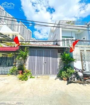 Hàng hiếm - Lô đất 4.2x22m mặt tiền hẻm xe tải Huỳnh Tấn Phát, Quận 7