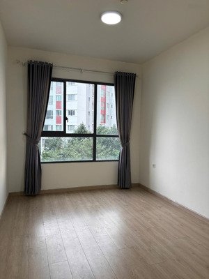 cho thuê căn hộ 2 phòng ngủ ngay aeon
mall tân phú, đã được sơn sửa mới