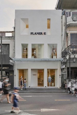 cho thuê nhà mặt phố tràng tiền, dt 150m2, mt 8m, nhà mới, thông sàn, kinh doanh đỉnh cao, rb