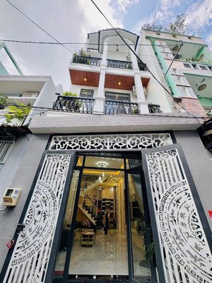 sát nhập tỉnh -giá vẫn giữ-căn duy nhất - hàng hiếm- sổ chuẩn mới bán bình thạnh 72m2/3tỷ490