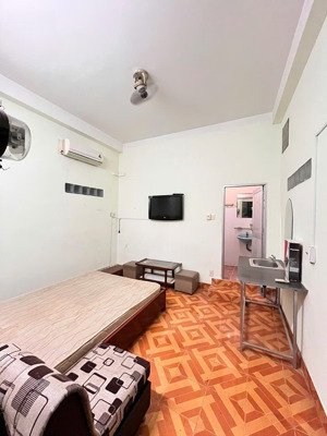 cho thuê phòng trọ - 20m2 - sẵn nội thất cơ bản - gần chợ bà chiễu