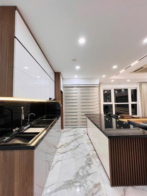 chính chủ cần bán căn hộ chung cư 3 ngủ ct8d dương nội