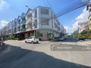 bán nhà 3 tầng kdc bửu long - góc 2 mặt tiền gần chợ bửu long. dt: 4.4x20m shr hoàn công 295m2