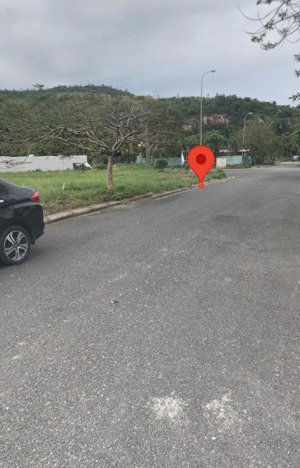 lô góc biệt thự biên an viên cực đẹp đường số 2b rộng 13,5m