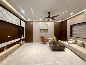 bán nhà giải phóng, hm - 73m2 x mt 6.2m - lô góc - 3 thoáng - 4 tầng, thang máy - ô tô vào nhà