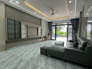 bán nhà chính chủ - nhà phố 3 lầu p thuận giao tp hồ chí minh