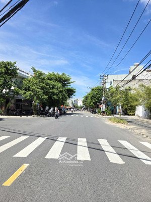 bán đất trương định 100m² , đường 10.5m, gần biển mân thái ,mỹ khê, giá 12,5 tỷ