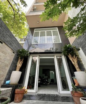 chính chủ cần bán gấp nhà 4 tầng- chỉ 5.8 tỷ-giáp q1, gần 40m2 đất- đường phan văn trị