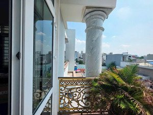 bán biệt thự tại đường 53, thủ đức, 13,5 tỷ, 152m2 giá siêu hời hàng hiếm