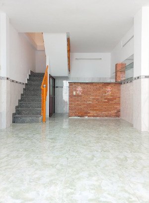 nhà 1/ hẻm thông đường hậu giang quận 6