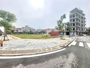 bán lô góc 2 mặt tiền 200m2 tại bavella green park tp bắc giang