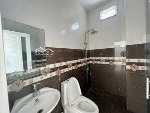bán nhà riêng tại tôn đức thắng khu dân cư hòn rớ nha trang, 6,8 tỷ, 74.4m2, 4pn, 4wc