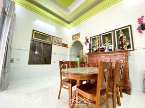 chính chủ bán nhà mặt đường chính nhựa qh20m vạn phú vạn ninh bắc vân phong giá rẻ