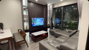 cho thuê căn 2 ngủ+ toà tonkin 2 full đồ đẹp giá 15tr/tháng