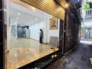 bán nhà đẹp vừa túi tiền thụy khuê tây hồ - dt 30m2 6tầng - cách ngõ ôtô 5m - giá nhỉnh 7 tỷ.