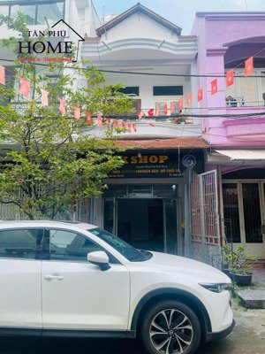 em gái chính chủ _ h8m kd tân sơn nhì & nguyễn cửu đàm _4 x 17m _2 tấm "2pn + 2wc"