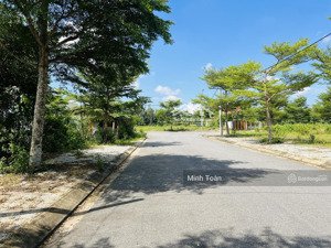 duy nhất 1 lô 122,5m2 sạch đẹp sát sông cổ cò