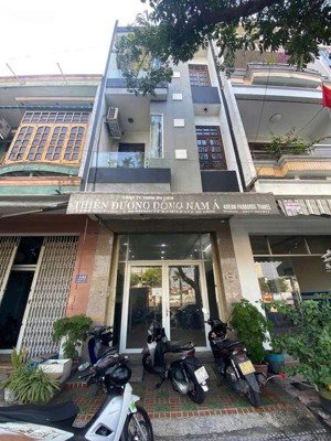 bán nhà 3 tầng 3pn, mặt đường ngô quyền, sơn trà, đà nẵng. nơi phố sầm uất.