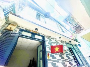 bán nr tại tôn thất thuyết, p 18, q4, hcm, giá siêu hời 3,3 tỷ, 24m2