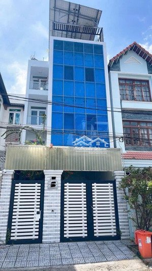 15,2 tỷ 300tr15.2 tỷ nhà khu vip bên sông hiệp bình chánh - đường 25. 15.2 tỷ 97m2(6x16.2)