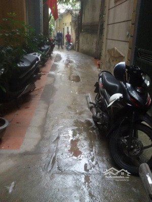 bán nhà cấp 4 ngõ 112 phố ngọc khánh ,ba đình dt: 32 m² 1 tầng, mt: 4,8 m giá chào 6.85 tỷ.