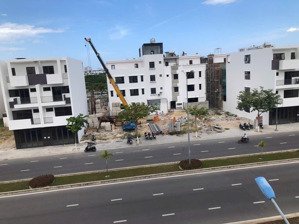 bán nhà 4 tầng mặt tiền đường võ văn kiệt nha trang chỉ 8 tỷ