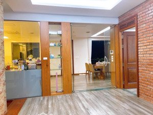 siêu biệt thự sân vườn đơn lập - lô góc 2 mặt đường ô tô tránh đỗ vỉa hè kd - view trường bilegate