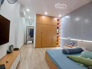 siêu phẩm hxh 5m lê văn sỹ - 2 mặt tiền - tặng toàn bộ nội thất - 4x18m - 4 tầng st - giá 17 tỷ tl