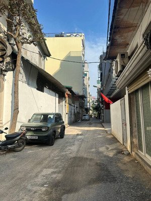 bán nhà thượng thanh_thanh am, 50m ,thang máy ,mới tinh_10m r a ô tô_chỉ 7xty