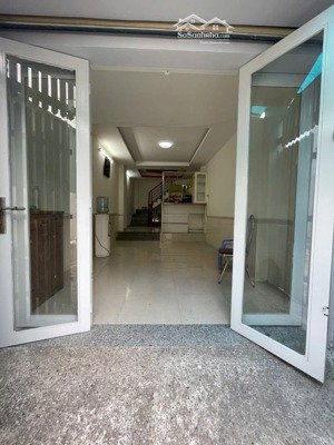 cho thuê nhà hxh thống nhất, p16, gv - dt 4x12m, 3pn 3wc có sân thượng - sẵn máy lạnh các phòng