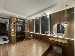 căn hiếm! nhà mới 5 tầng - 30m² - ngõ nông, gần ô tô - phúc lợi, long biên ,hà nội- chỉ 5.4 tỷ