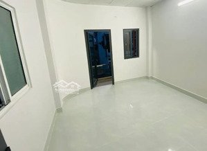 nhà hiếm quận 10 đường cách mạng tháng 8 . giá 8.9 tỷ