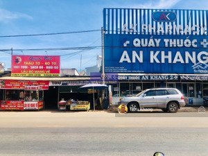 ngộp-bán nhà mặt tiền đường đt 769-bình sơn dt 318m2 thổ cư 275m2 sổ sẵn đang cho thuê 13tr/tháng