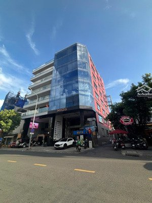 hạ giá bán gấp góc 2 mặt tiền quốc hương, thảo điền - dt 6x15m - xd hầm 6 tầng - giá 61 tỷ