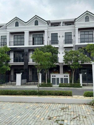 bán gấp nhà mặt phố tại zeitgeist city, 17,3 tỷ, 119m2, 4pn, 4wc